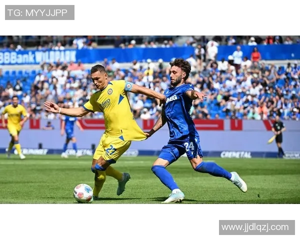 布伦瑞克与卡尔斯鲁厄的精彩对决揭示足球战术与团队协作的魅力